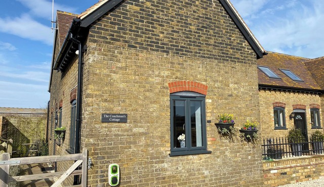 Coachman's Cottage - UKC2773