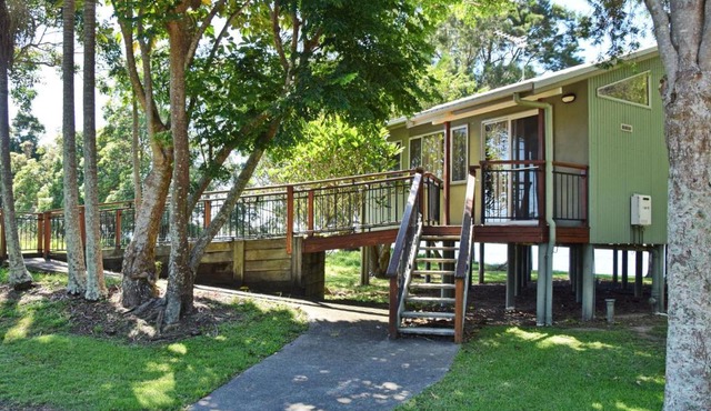 Coast and Country Cabin 6