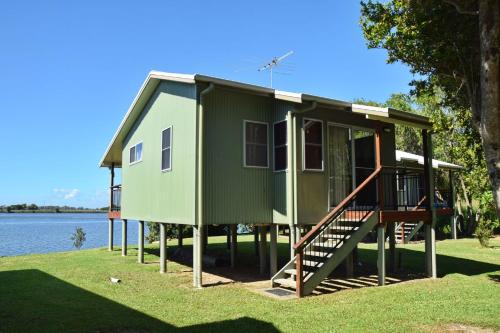 Coast and Country Cabin 2
