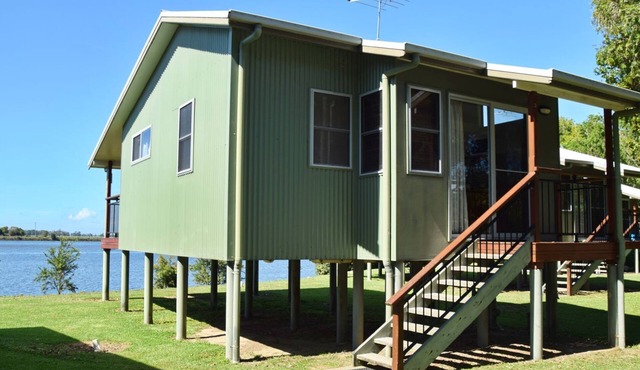 Coast & Country Cabin 3