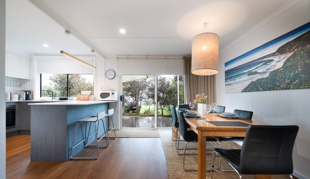 COAST NEST | Relaxing Beach Retreat | Ideal for Couples | Pet Friendly