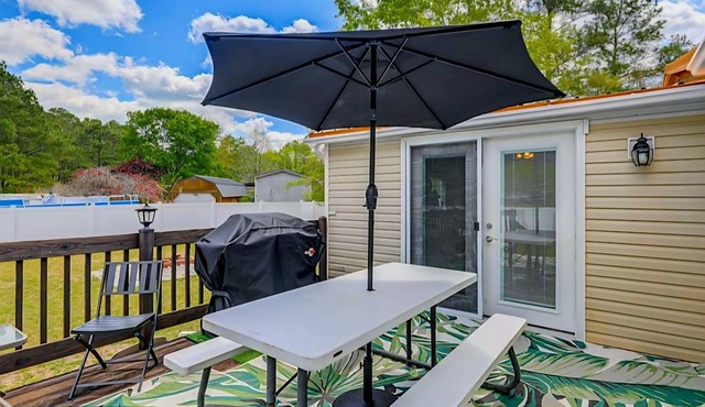 "Coastah" Hidden GEMnJET TUB for 2nFIREPIT/GRILLnLG YARD nShort drive to Beach