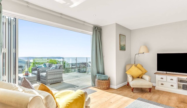 Coastal 3-bed retreat with sea views - Woolacombe