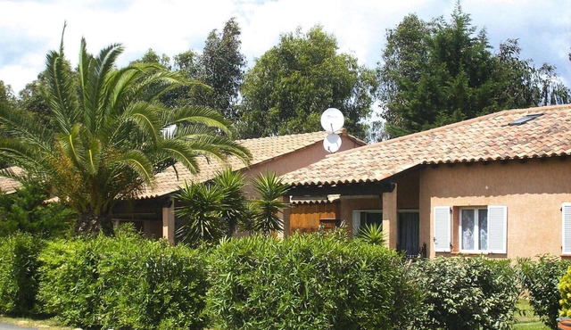 Coastal Apartment in Ghisonaccia for 4