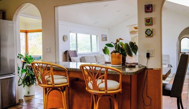 Coastal Artist Retreat with Hot Tub