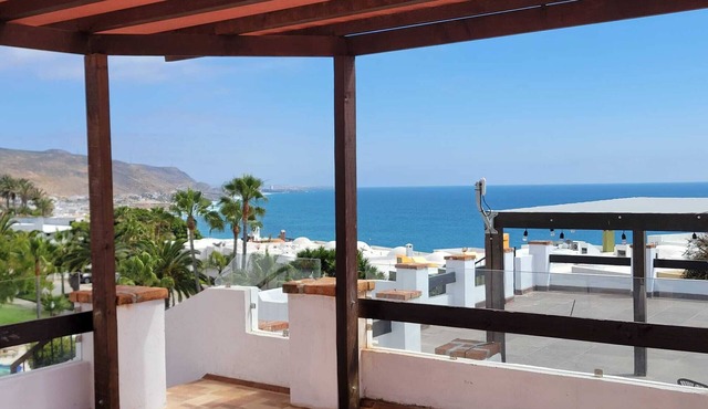 Coastal Bliss @ Casa Merino, the Gateway to Rosarito's Best Beaches and Wineries