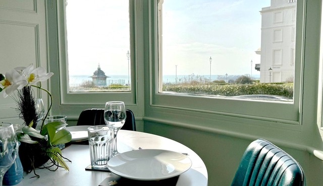 Coastal Breeze with Seaview | By My Getaways