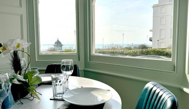 Coastal Breeze with Seaview | By My Getaways