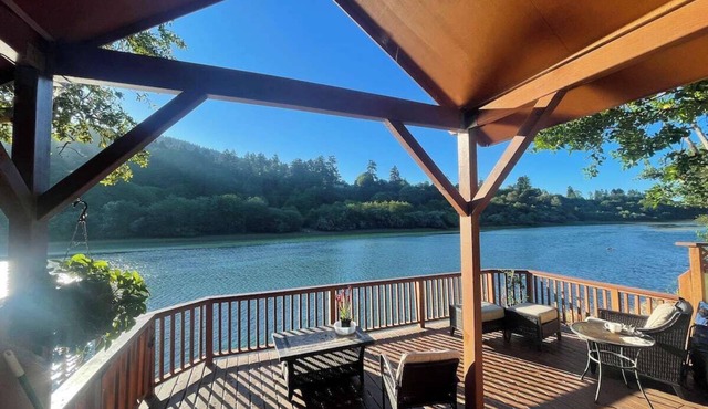 Coastal Cabin Getaway & Animal Sanctuary