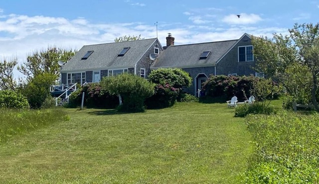 Coastal Cape @ North End