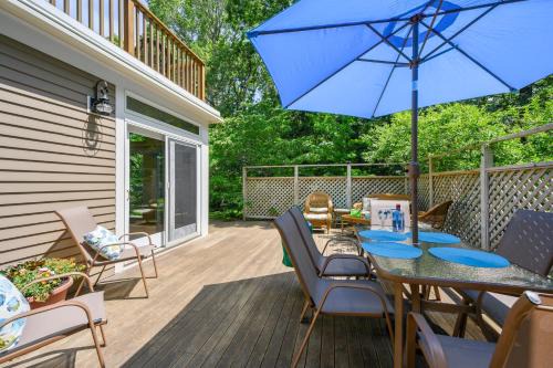 Coastal Charm Space Galore at Norma's Escape