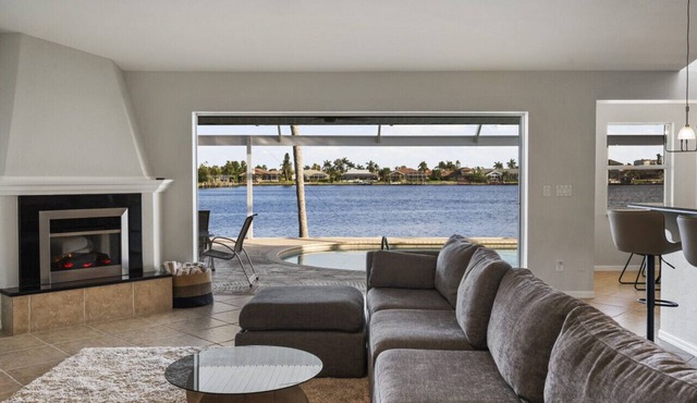 Coastal Charm Villa with Private Pool and Gulf Access