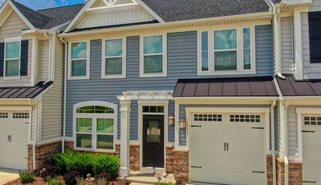 Coastal Club * 4BR Vacation Villa Home w 2.5 BA, sleeps 12