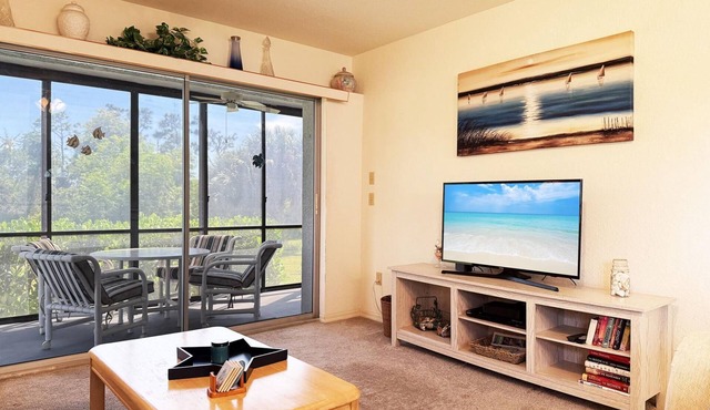 Coastal Comfort – 2BR Condo in Fiddlers Green