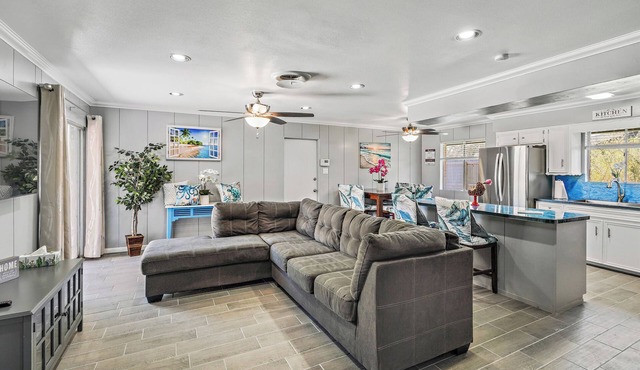 Coastal Comfort Retreat Near Beach