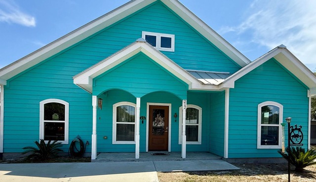 Coastal Comfort Retreat