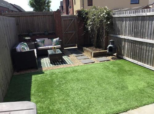 Coastal Comfort - Two Bed Terrace on Barry Island