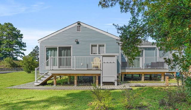 Coastal Cottage | Remodeled 3BR Oyster Bay II Retreat w/Beachy-Chic Decor, Single-Level Comfort