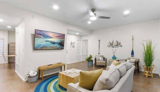 Coastal Cottage 4BR Near Ft Blis