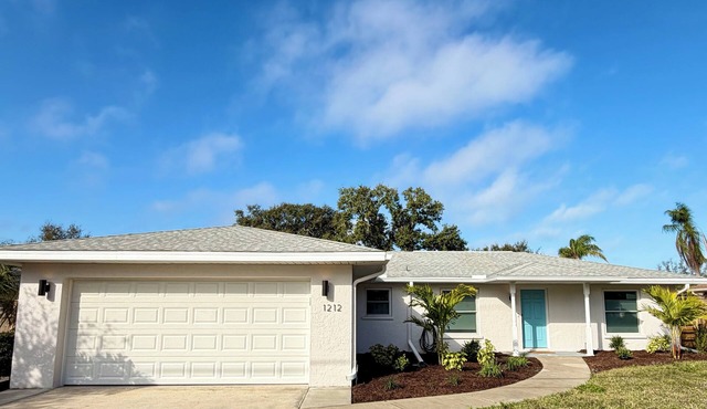 Coastal Cottage - Close to Beach - Bradenton
