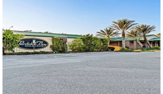 Coastal Cottage Retreat! Spacious, family friendly escape!