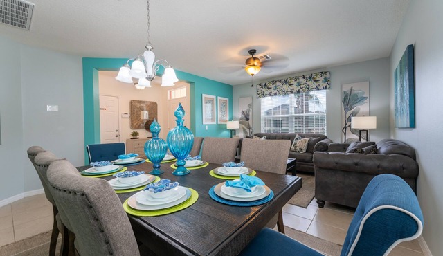 Coastal Decor-Hen's Nest- Privacy-Pool & Spa- Gated Community