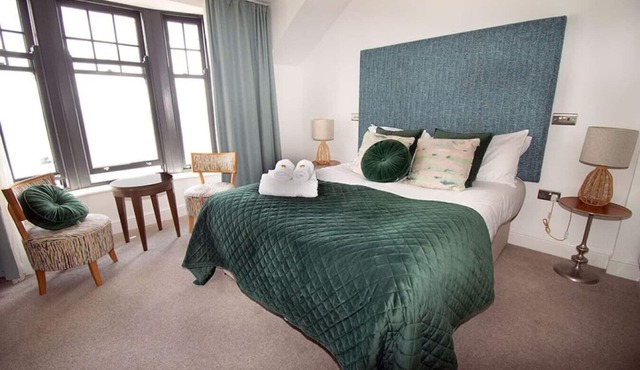 Coastal Elegance - Seaview Double Room