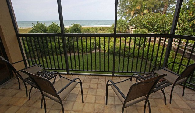 Coastal Elegance 3BR w Private Balcony, Pool & Direct Gulf Access by RVA