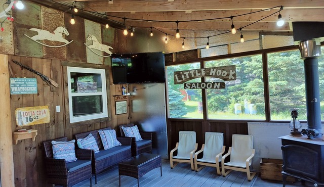 Coastal Escape: Cottage Complex