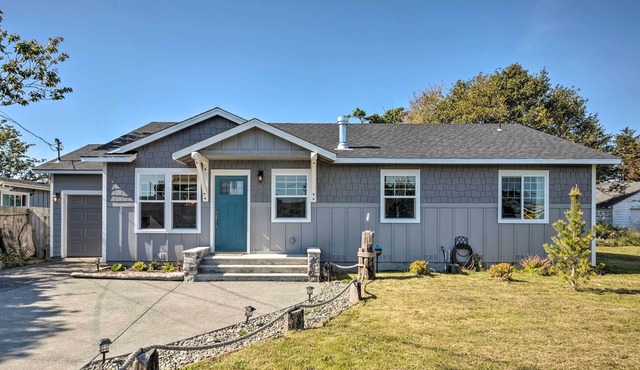 Coastal Getaway by Pebble Beach & Redwoods!