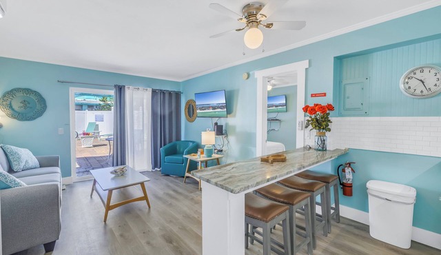 Coastal Getaway Retreat –Steps to the Beach! 1BR/1BA. Sleeps 2. In 4-Plex. Pool