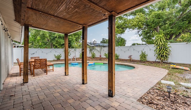 Coastal Getaway with RV/Boat parking + MIL suite!
