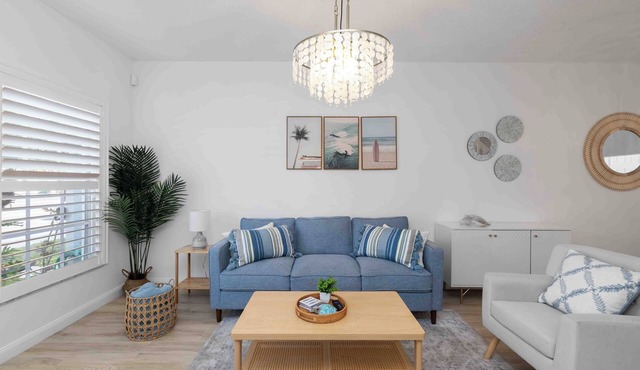 Coastal Haven, A Sunny Getaway Near Anna Maria, IMG & LWR
