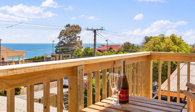 Coastal Holiday Home at Seacliff! 2 x King Beds, close to Adelaide
