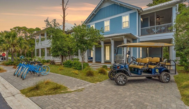Coastal Home Bikes, Golf Cart, Pool Access + Near Beach | Beach Still My Heart