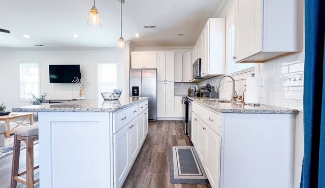 Coastal Home in the heart of downtown ILM