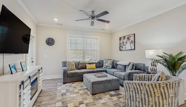 Coastal home near golf courses with shared pool and tennis courts