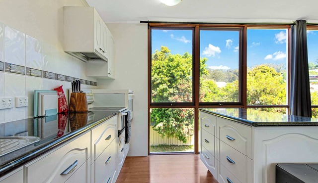 Coastal Home, Walk to Beach