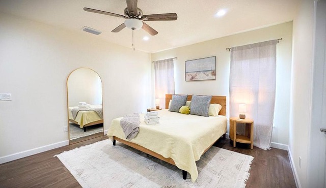Coastal Home with Fenced Yard 5 Min to Beach