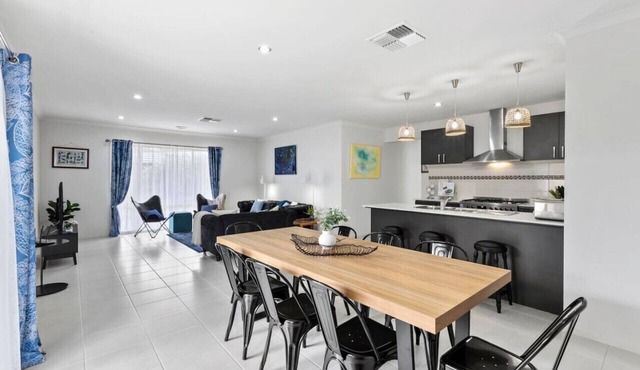 Coastal House Curlewis Getaway