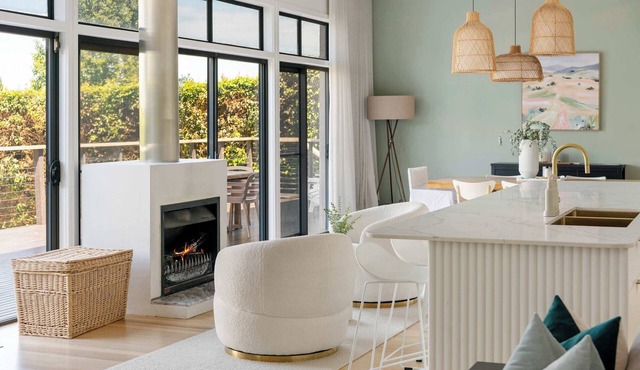 Coastal Luxe - Main St, Beach, Kids Cubby & Swings