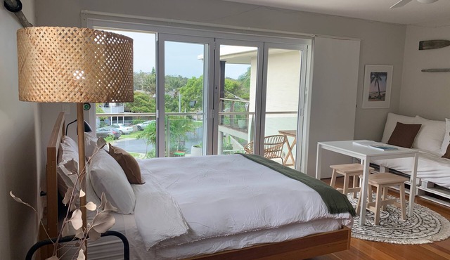 Coastal Luxe self contained studio located meters from Emerald Beach