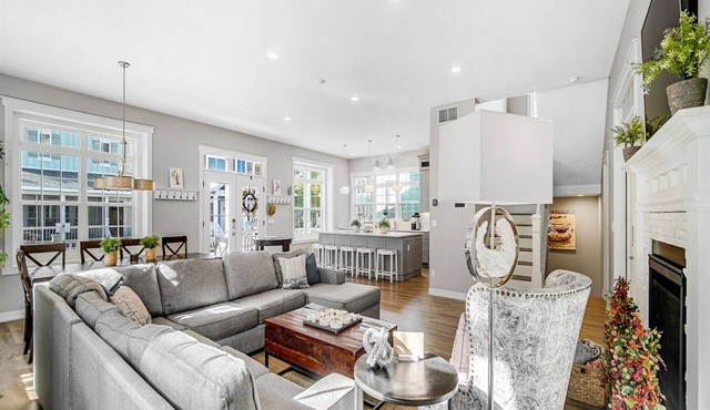 Coastal Luxury Year-Round Winter Escape