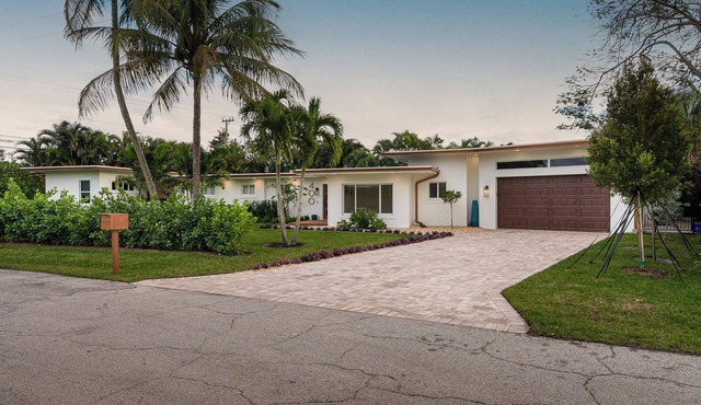 Coastal Modern Luxury, 5+ Bed, Pool, Everything. Five-Star Resort Style Living.