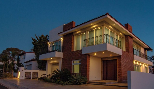 Coastal Paradise in Bajamar – Golf, Luxury, and Comfort