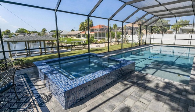 Coastal Paradise Waterfront Pool Home | Dock | Palm Coast | Close To Beach