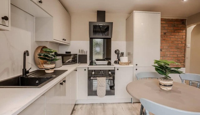 Coastal/petsok/kingbed/wifi/garden