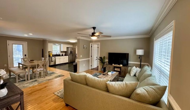 Coastal Retreat Minutes from the Beach Quiet Family Friendly Relax & Unwind