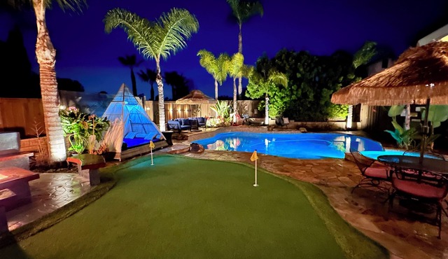 Coastal Retreat - Pool, Spa, Putting Green, Fire pit, Game Room & Near Beach!