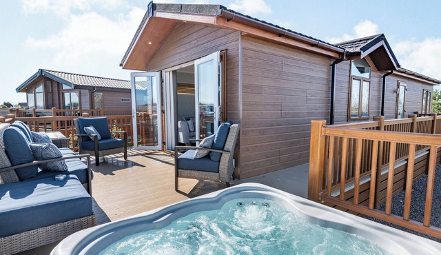 Coastal Retreat - UK37722